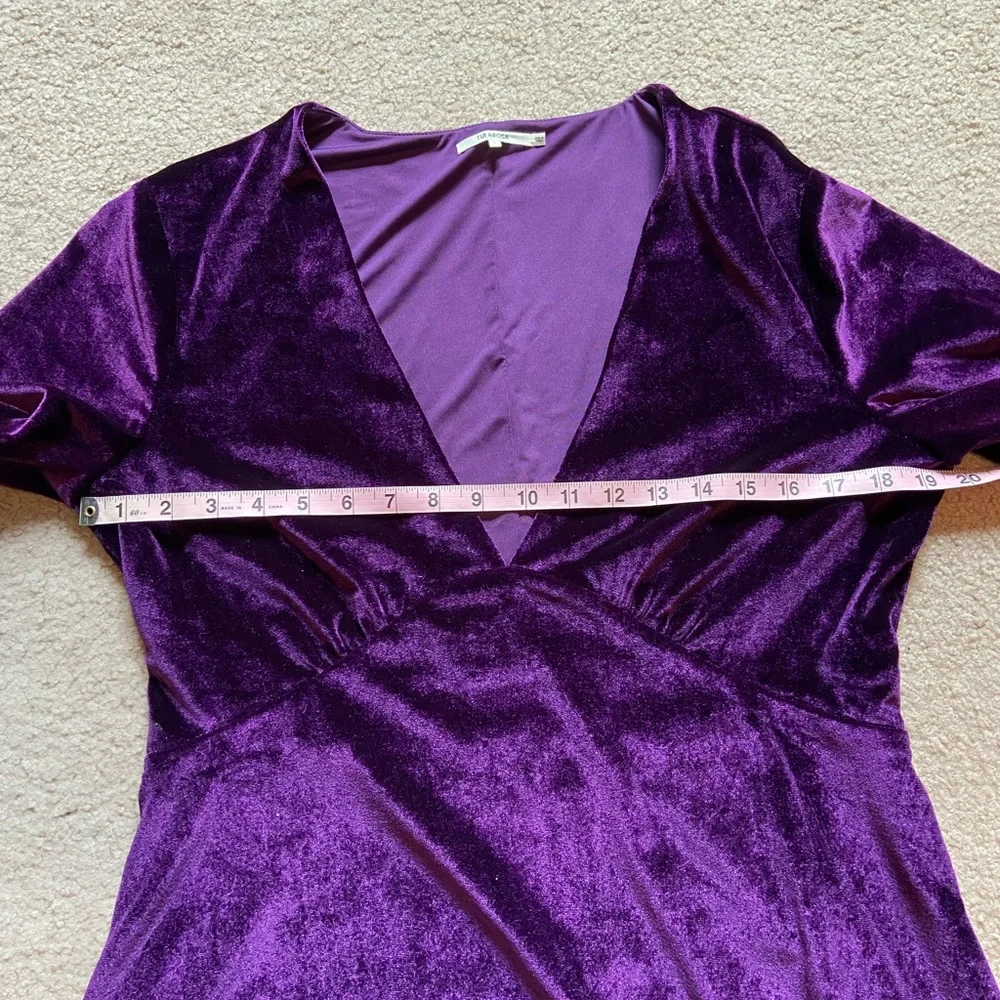 Tularosa Ryland Dress in Plum size Large‎ - Picture 11 of 14